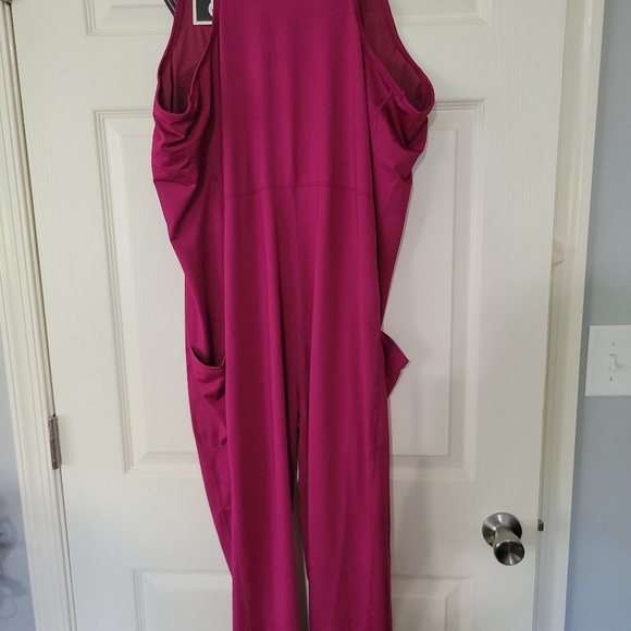 J.Dow Fitness NWT Women's  Raspberry Pink Racer Back Workout Bodysuit Jumpsuit - Picture 7 of 9